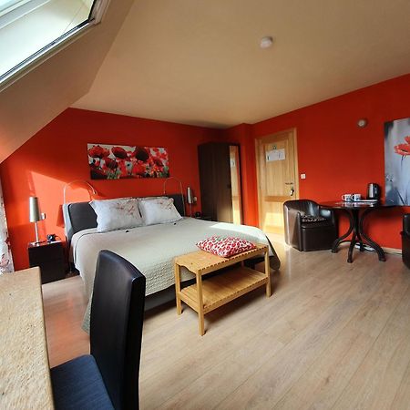 B&B Herberg Boerenhol De Mote Bvba Poperinge Bagian luar foto
