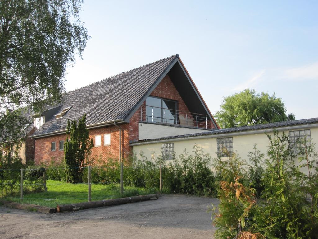 B&B Herberg Boerenhol De Mote Bvba Poperinge Bagian luar foto