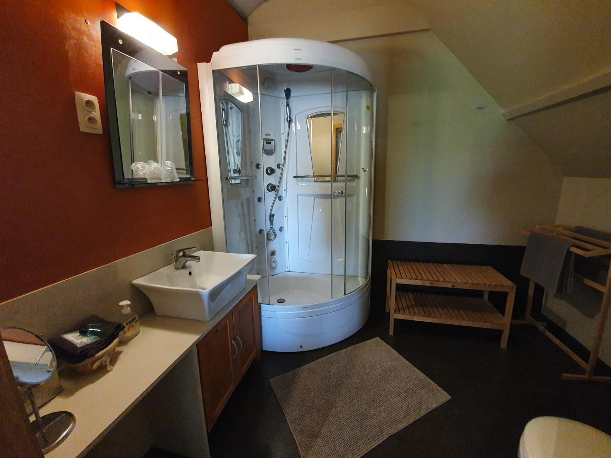B&B Herberg Boerenhol De Mote Bvba Poperinge Bagian luar foto